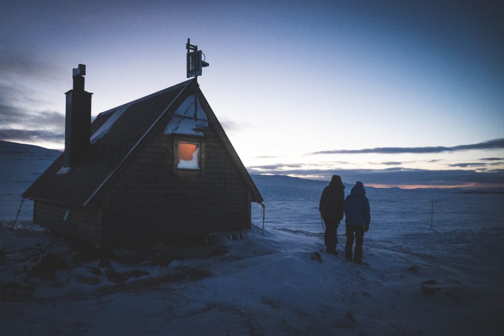 cozy hut in the mountains, mysig stuga i fjällen.